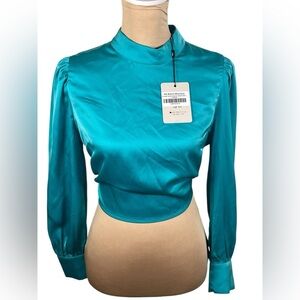 Adelyn Rae Blue Crop Blouse with Mandarin Collar NWT Medium‎